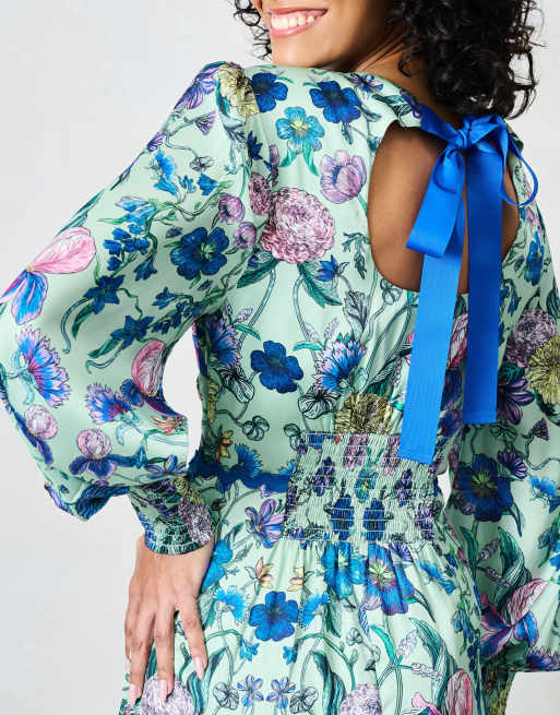 Hope & Ivy The forest high neck maxi dress with bow back in green blue multi, 3 of 4