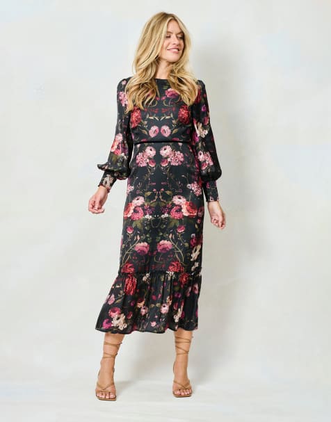 Hope & Ivy The holly blouson sleeve high neck maxi dress with bow back in black multi