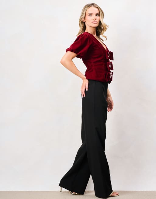 Hope & Ivy The kia puff sleeve v-neck top with embellished bows in burgundy, 2 of 4
