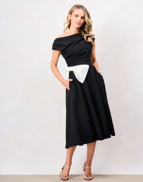 Hope & Ivy The natalie bardot neck skater midi dress with bow detailing in black - view 1