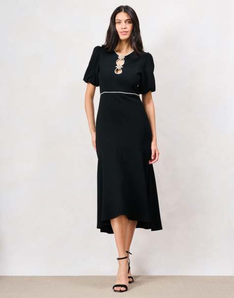 Hope & Ivy The sutton puff sleeve midi dress with dimond trim detailing in black - view 1