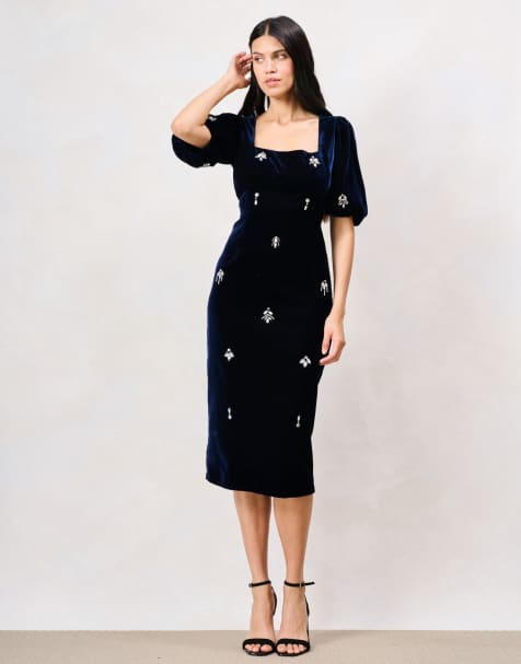 Hope & Ivy The veloura puff sleeve velvet midi pencil dress with embellishment in dark blue - view 1