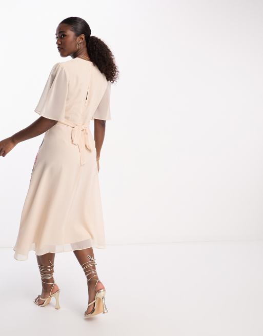 Hope & Ivy tie back embroidered midi dress in peach floral | ASOS