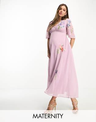 Hope & Ivy Umstandsmode - Maxikleid in Flieder mit Stickerei und tiefem Ausschnitt vorne-Lila