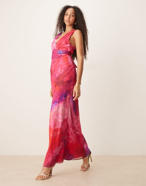 Hope & Ivy v-neck maxi dress with tie back in pink print - view 1