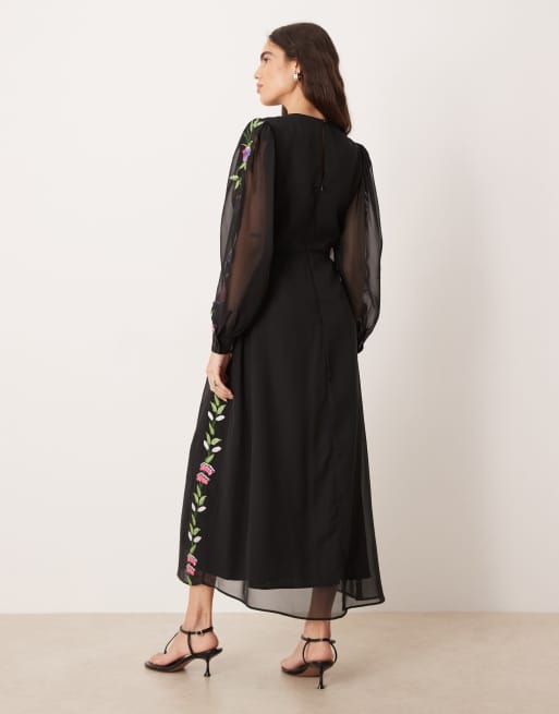Hope & Ivy - Vestito al polpaccio accollato nero con ricami, 3 di 4