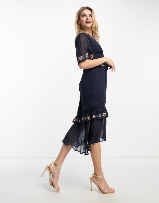 Hope & Ivy - Vestito da giorno midi blu navy con maniche con volant e ricami, 4 di 4