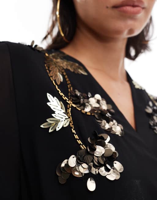 Hope & Ivy - Vestito lungo a portafoglio nero con decorazioni oro , 2 di 4