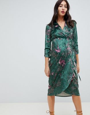 Hope & Ivy - Zwangerschapskleding - Velvet midi-jurk met overslag, lange mouwen en vogelprint-Multi