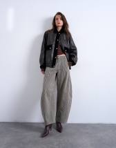 Horseshoe high rise barrel jean in brown stripe