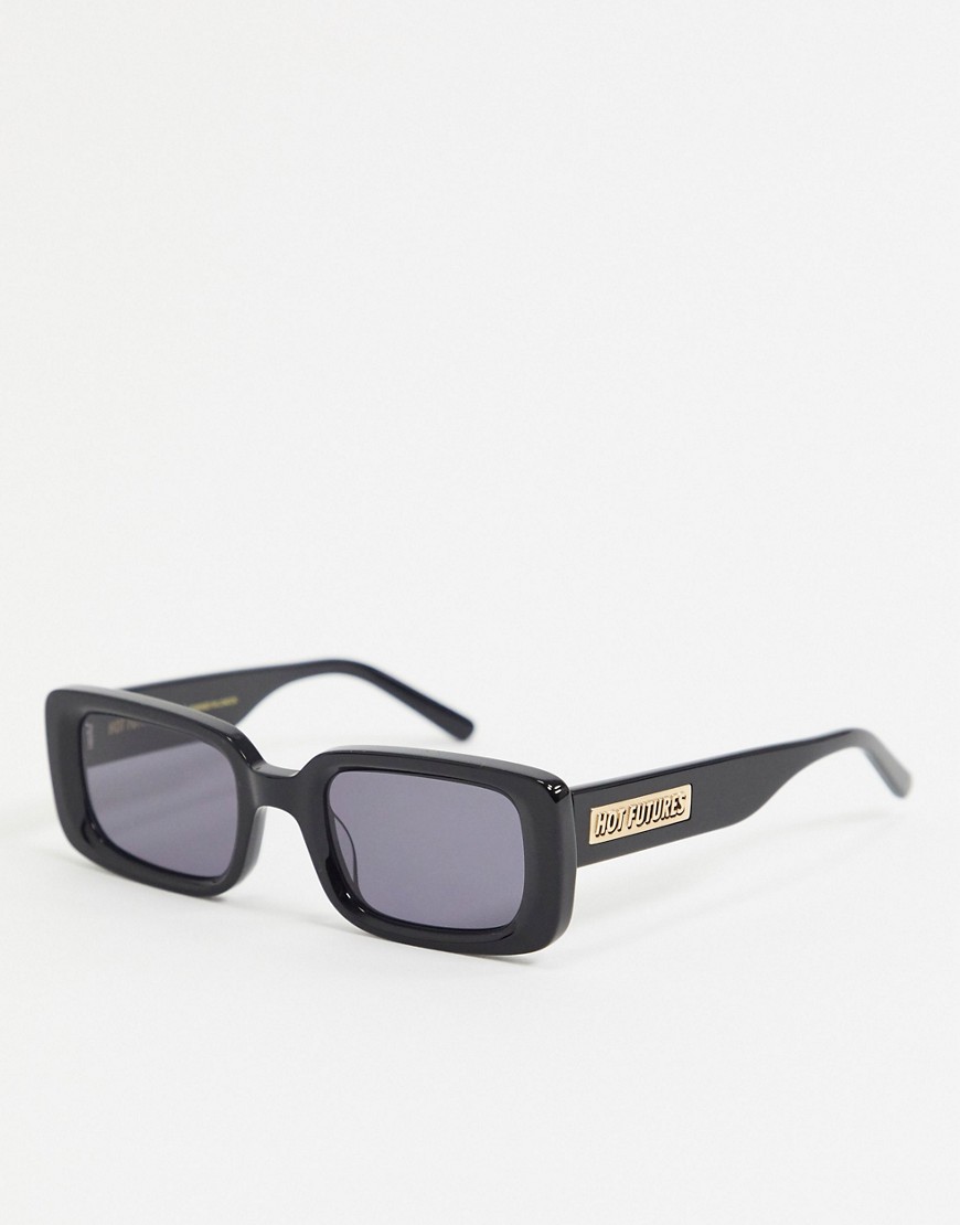 Hot Futures - Vierkante retro zonnebril in zwart met logo op het pootje