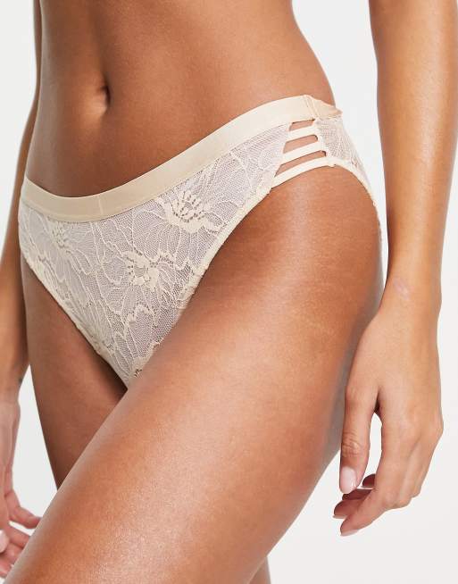 Hotmilk – True Luxe – Durchscheinender Slip aus Blumenspitze in Rosa