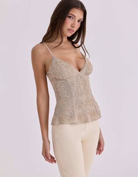 House of CB – Catarina – Von Hand mit Perlen verziertes Camisole-Oberteil in Vintage-Elfenbeinweiß - view 1