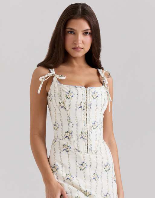 bec and bridge dionne midi dress Light beige fitted midi dress. Bec & Bridge Dionne