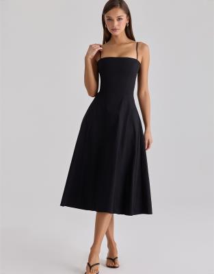House of CB - Dolly - Robe d'été mi-longue évasée en coton - Noir | ASOS