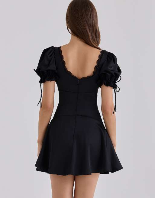 House of CB Elisabetta schwarzes Satin-Minikleid mit Spitzenbesatz, 2 von 4