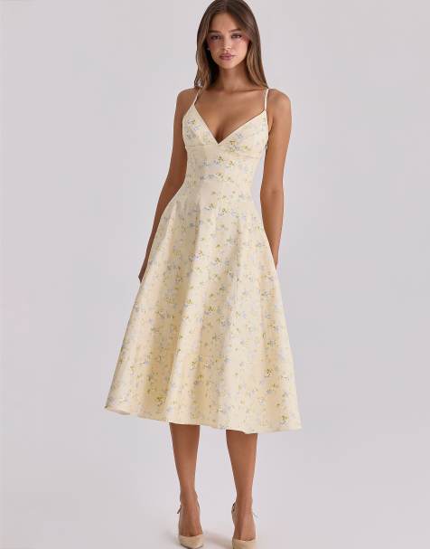 House of CB - Millie - Prendisole midi in cotone giallo limone con stampa a fiori e spalline sottili - view 1