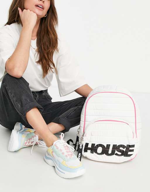 House of Holland – Rucksack in Weiß mit Logo und Nähten in Regenbogenfarben