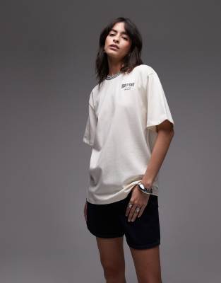 House Of Sunny Motor Services Classic Fit T-shirt