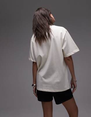 House Of Sunny Motor Services Classic Fit T-shirt