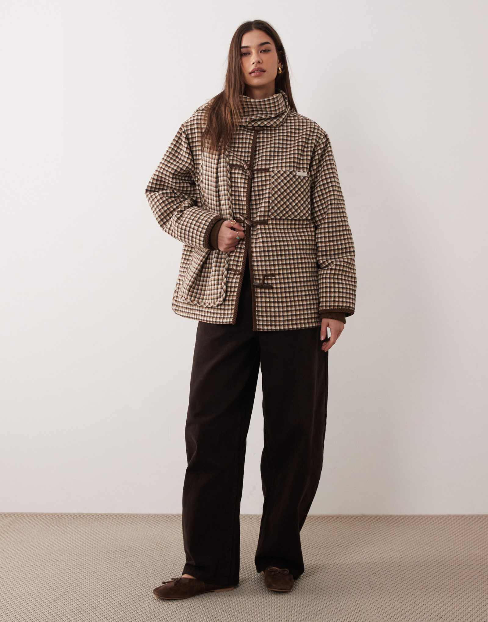 Жакет-одеяло в стиле ретро House of Sunny со съемным шарфом в разноцветную клетку