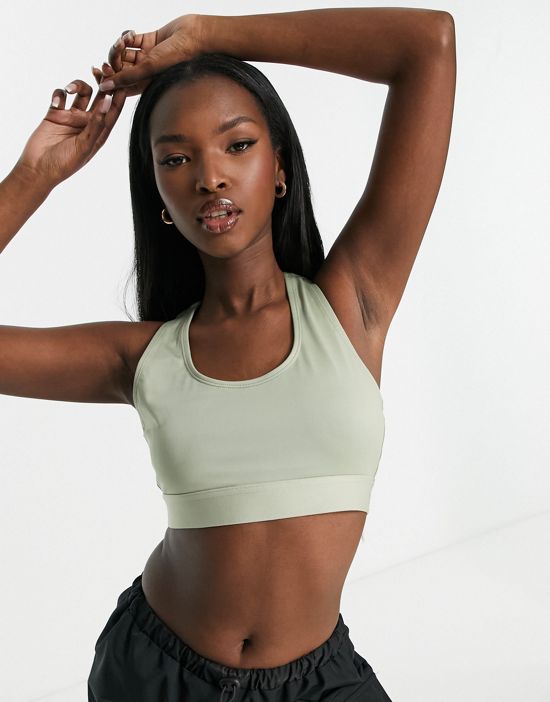 https://images.asos-media.com/products/hoxton-haus-cross-back-sports-bra-in-sage-green/201903157-2?$n_550w$&wid=550&fit=constrain