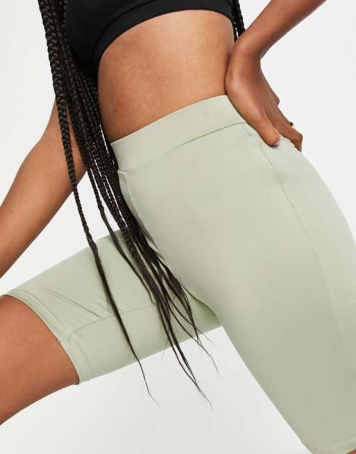 Hoxton Haus Tall – Kurze Sport-Leggings in Salbeigrün, 4 von 4