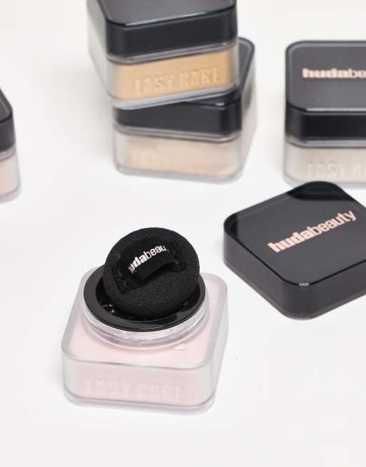 Huda Beauty - Baby Easy Bake - Los fixerende poeder, 3 van 4