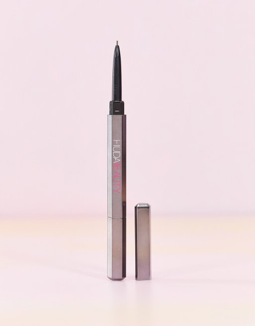 Huda Beauty – #BOMBBROWS – Pędzelek do brwi z drobną końcówką do cieniowania