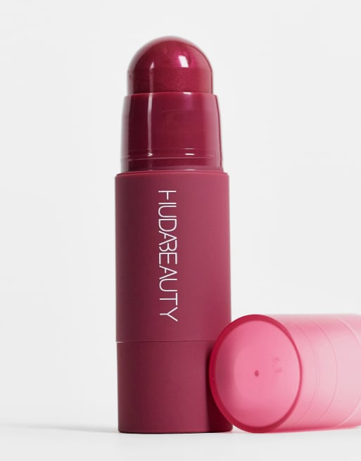 Huda – Beauty Cheeky Tint Blush Stick – Rougestift in Baddie Berry, 4 von 4