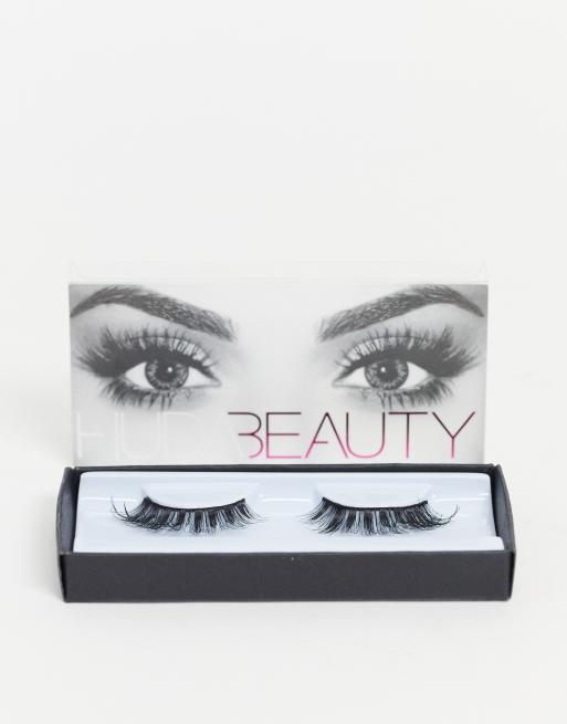 Huda Beauty Classic Lash Samantha 7