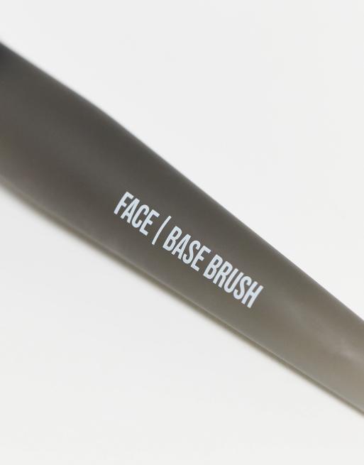 Huda Beauty - Easy Blur - Foundationkwast, 2 van 4