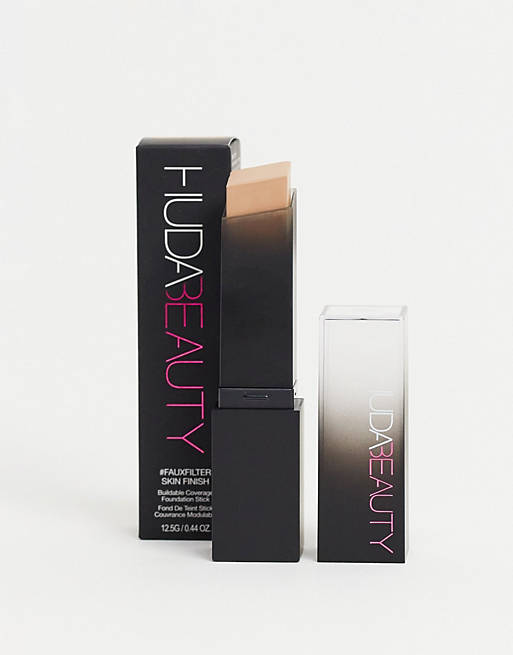 Huda Beauty - #FauxFilter - Skin Finish - Opbouwbare dekkende foundationstick