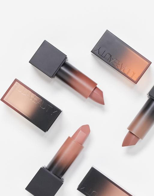 Huda Beauty – Power Bullet Cream Glow Bossy Brown – Szminka –Money Maker, 4 z 4