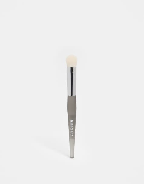 Huda Beauty – Puff-borste för området under ögonen - view 1