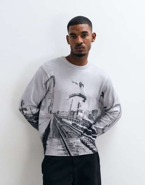 HUF taking the leap all over photo print knitted jumper in multi - view 1