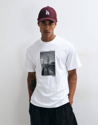 Huf Taking The Leap Graphic T-shirt In Black