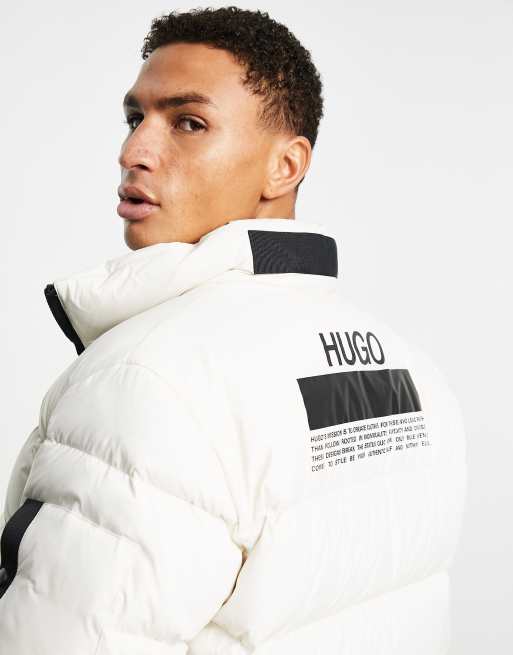 HUGO – Biron2141 – Pufferjacke mit Rückenprint in Stein 