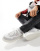 Thumbnail 1 van 5