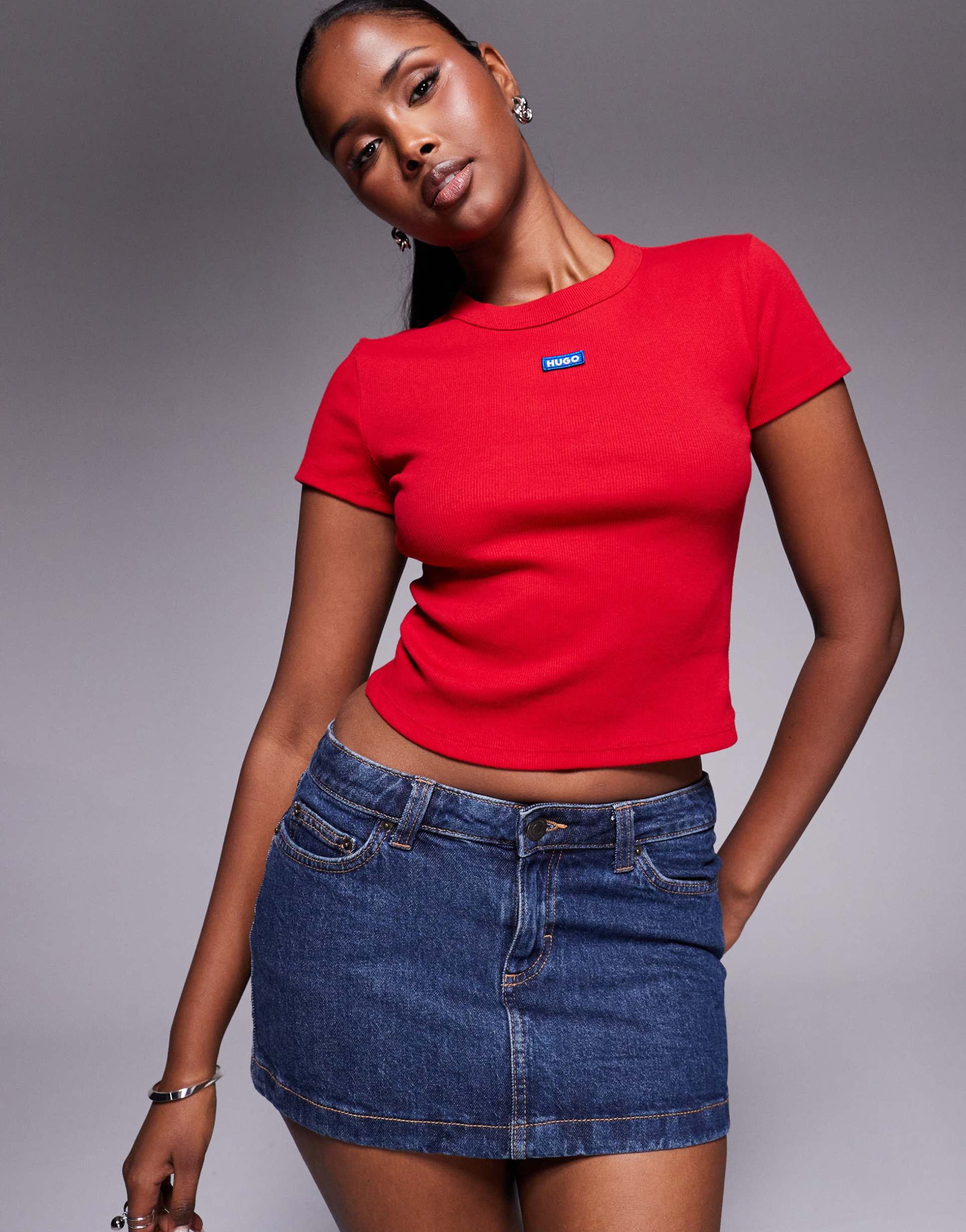 hugo blue baby tee cropped top in red