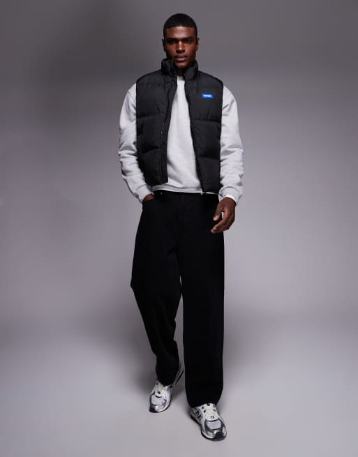 HUGO BLUE Bodolino chest logo padded vest in black, 2 of 5