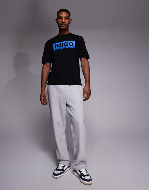 Hugo Blue chest logo t-shirt in black, 2 of 5