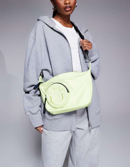 残りわずか HUGO BLUE クロスボディバッグ Happy HUGOロゴ HUGO Blue crossbody bag with logo in bright green | ASOS