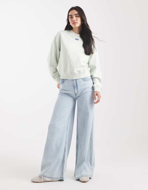 HUGO BLUE – Delessa – Ljusgrön sweatshirt med centrerad logga, 4 av 4