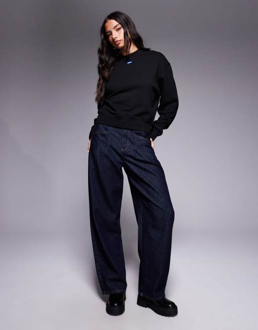 HUGO BLUE – Delessa – Svart sweatshirt med centrerad logga, 3 av 4