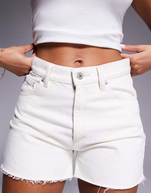 Hugo Blue denim short in light beige, 5 of 5
