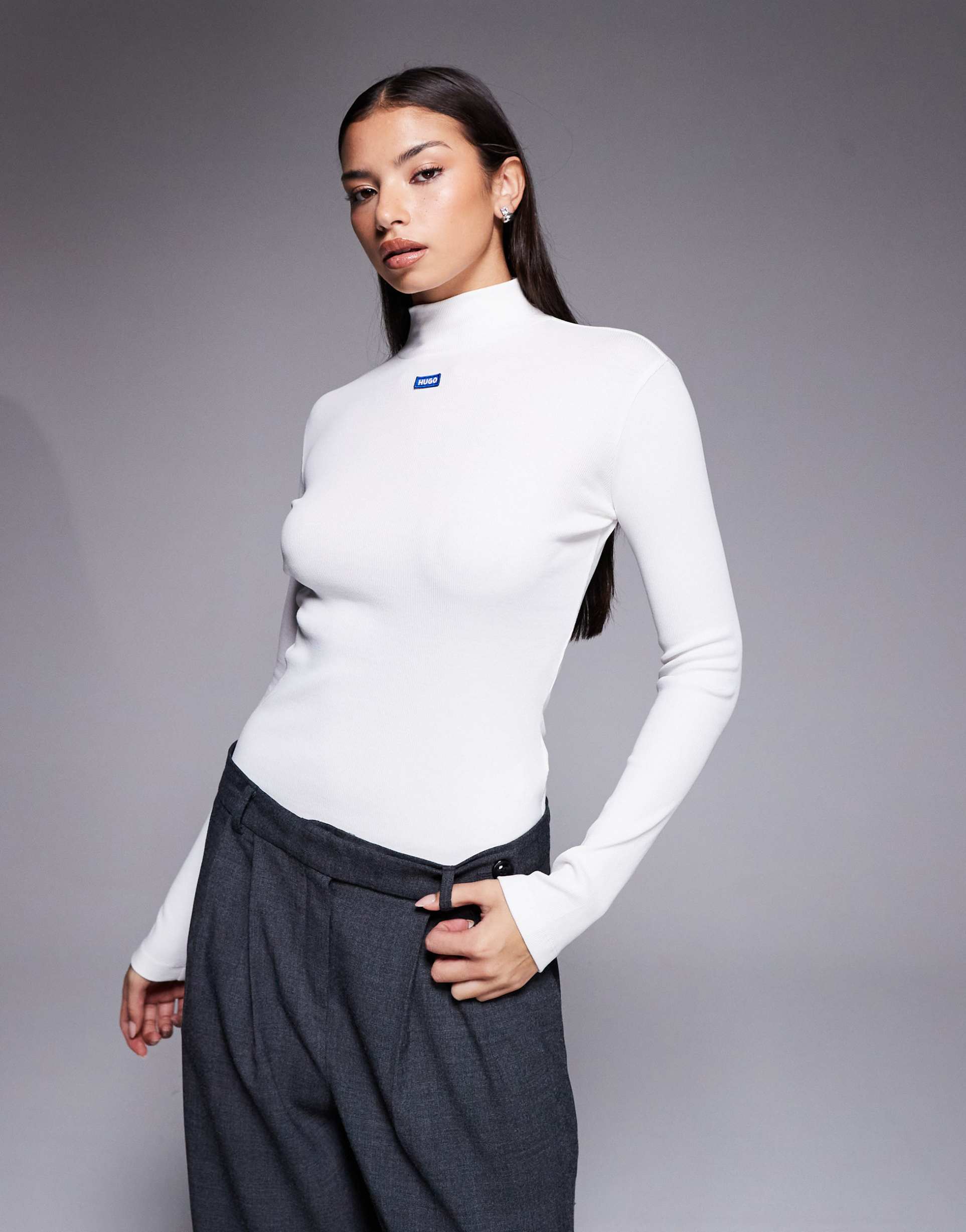 hugo blue easy central logo slim fit long sleeve top in white