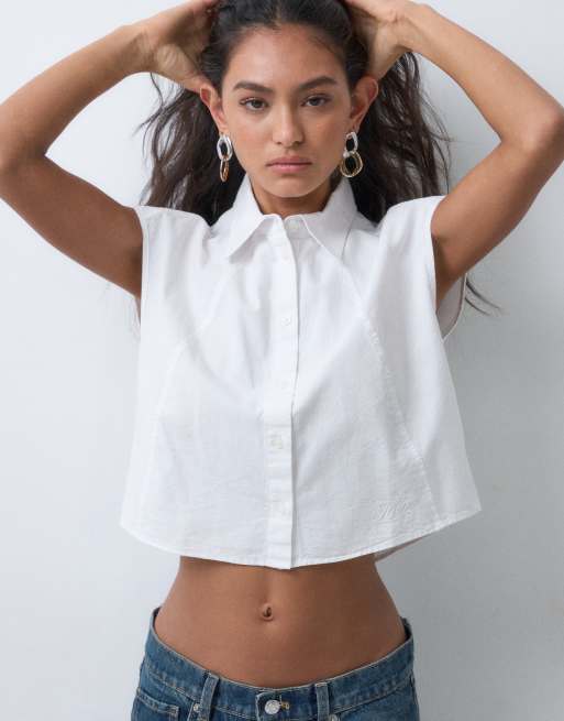 HUGO Blue estate cropped sleeveless shirt in white, 2 of 5
