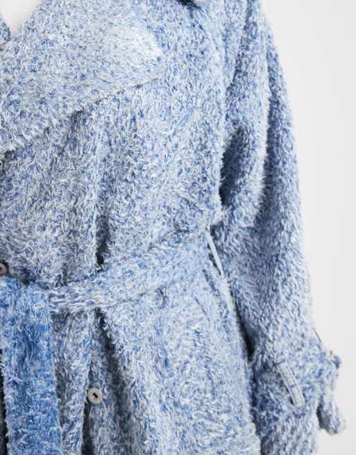 HUGO BLUE – Garena – Oversize-Trenchcoat in mittelblauer Waschung aus flauschigem Denim, 4 von 4