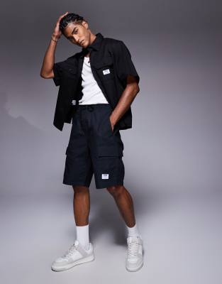 Giulio relaxed fit cargo shorts in black - part of a set